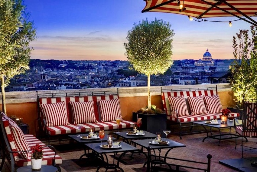 A super glamourous,stylish terrace for weddings in Rome with a beautiful view over st Peter's dome