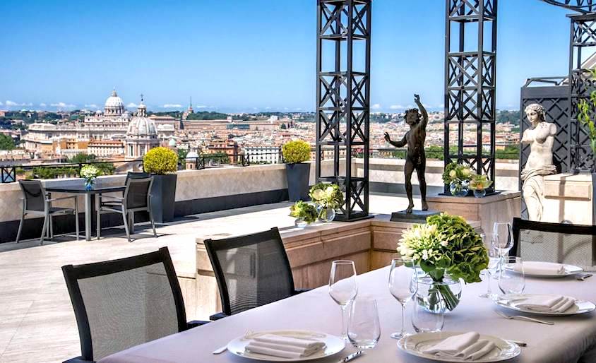 An iconic hotel to celebrate memorable weddings in Rome with a breathtaking views