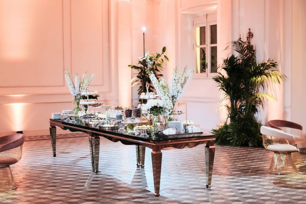 Buffet station of the wedding villa in Rome