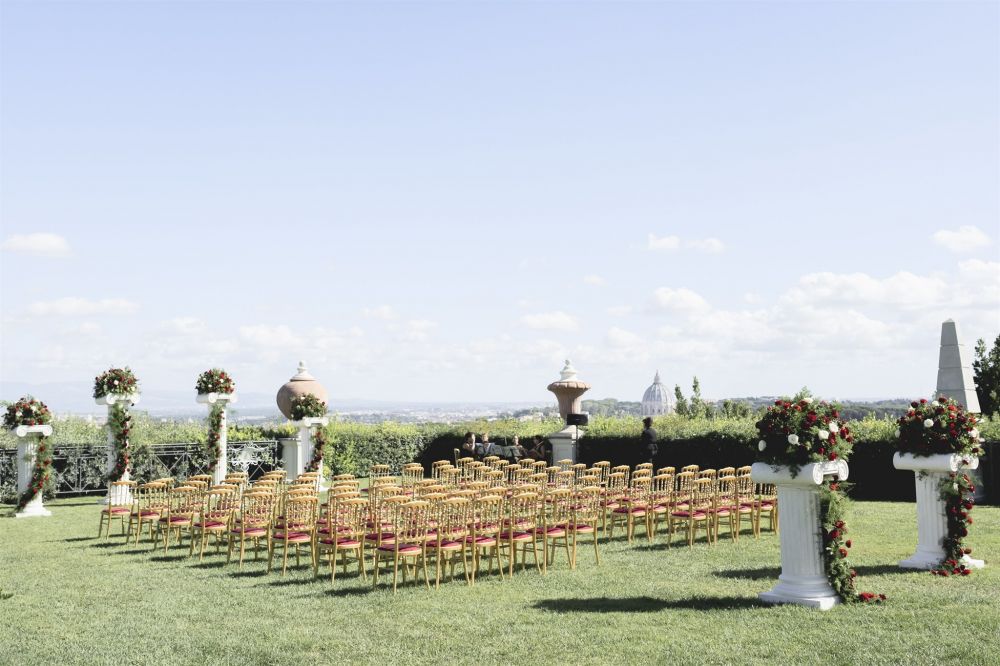 Ceremony at the villa for weddings in Rome