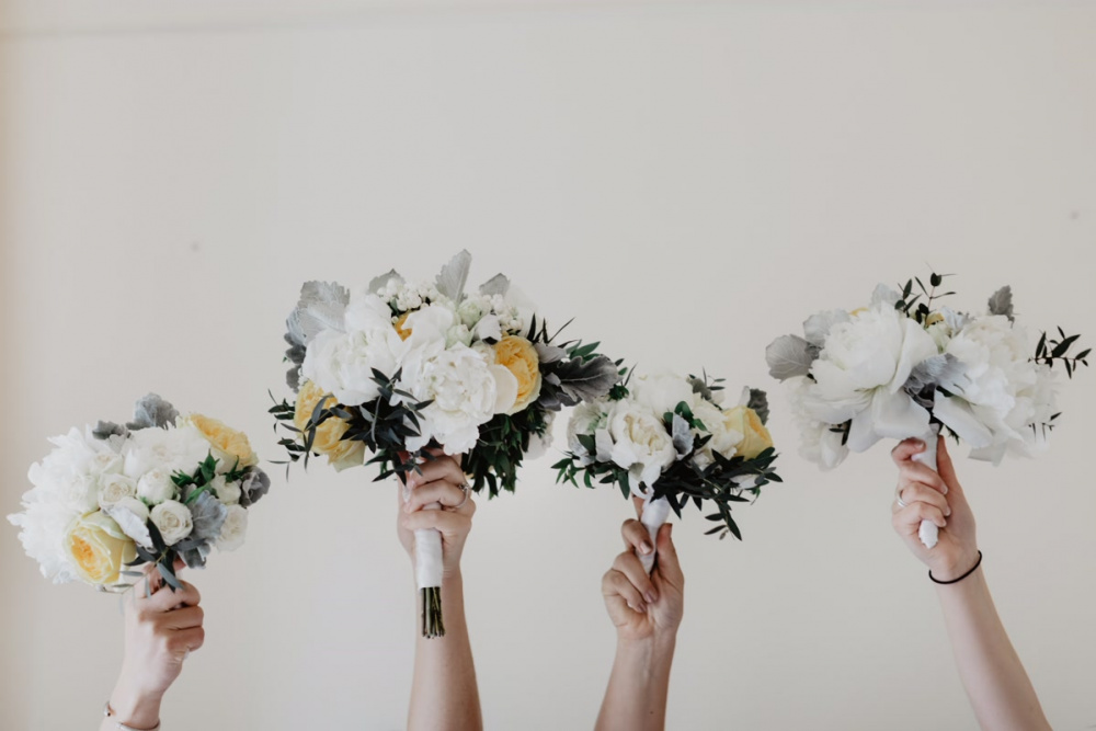 White and yellow flowers for bridal party bouquets for a wedding in Rome