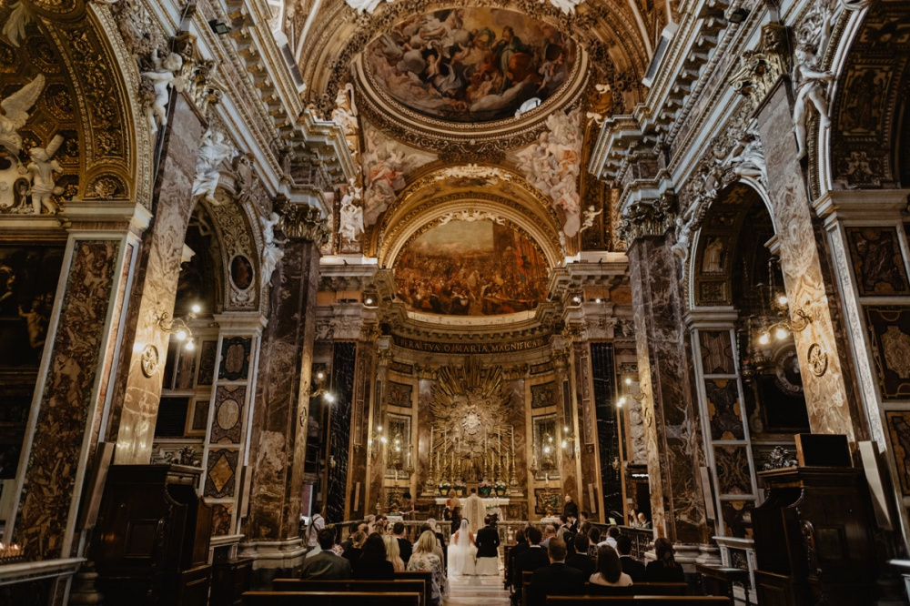 Baroque wedding church in Rome